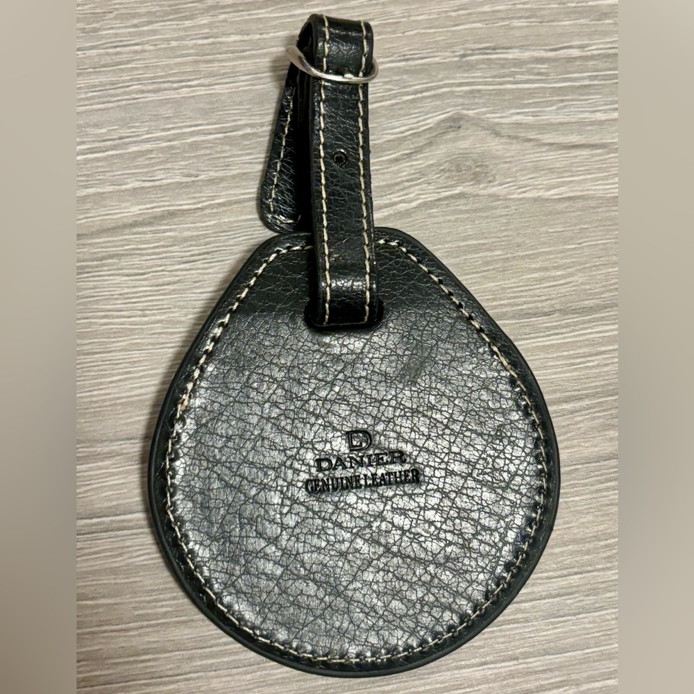 Danier Leather Luggage Tags, Black.